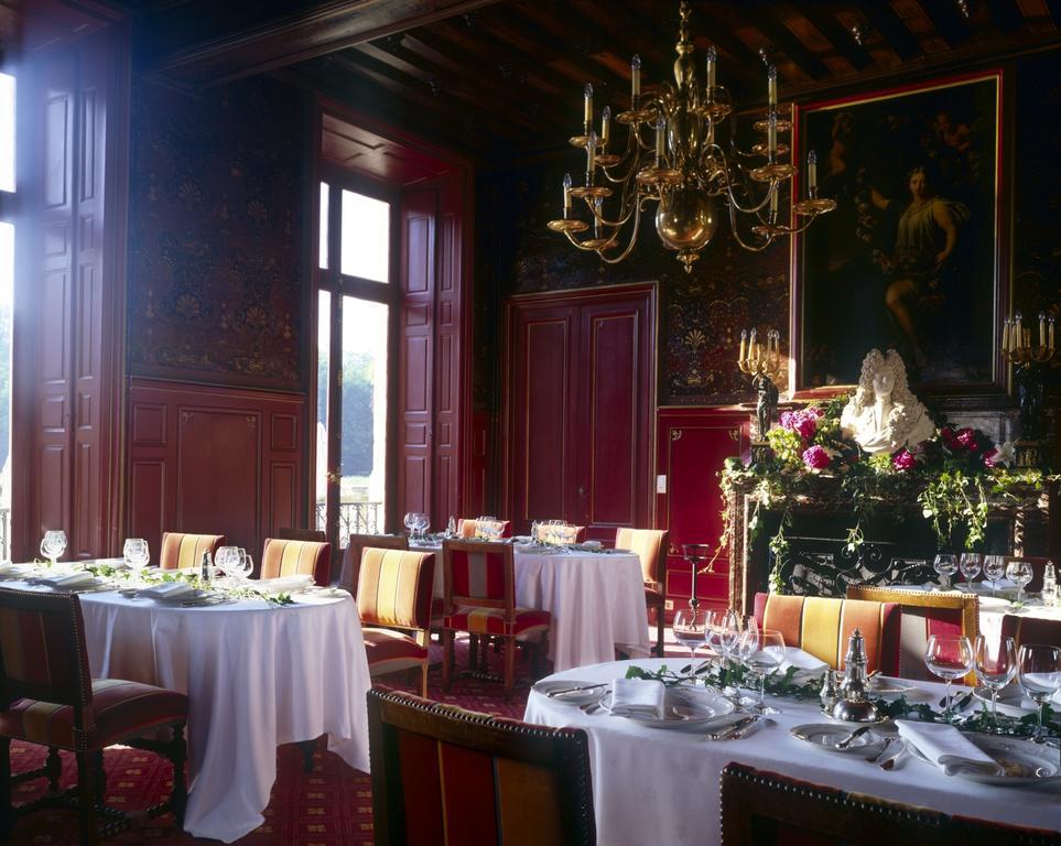 Chateau D'Esclimont Saint-Symphorien-le-Chateau Dış mekan fotoğraf