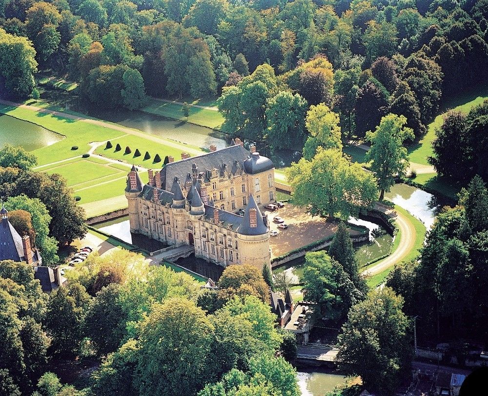 Chateau D'Esclimont Saint-Symphorien-le-Chateau Dış mekan fotoğraf