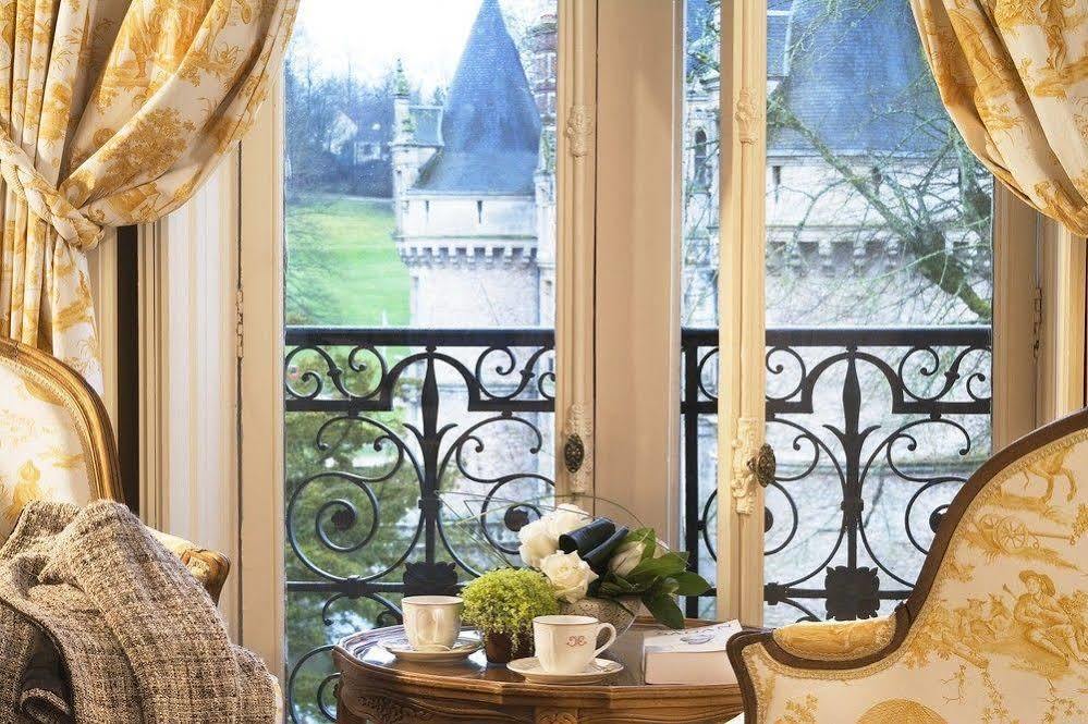 Chateau D'Esclimont Saint-Symphorien-le-Chateau Dış mekan fotoğraf