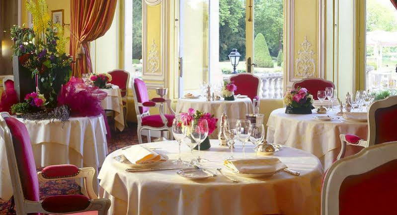 Chateau D'Esclimont Saint-Symphorien-le-Chateau Dış mekan fotoğraf