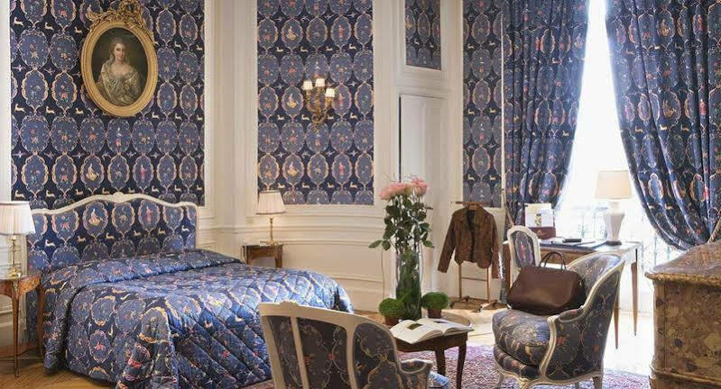 Chateau D'Esclimont Saint-Symphorien-le-Chateau Dış mekan fotoğraf